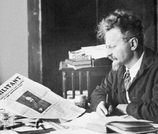 1071_trotsky.jpg