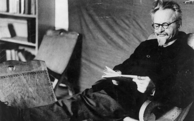 5446_trotsky_1.jpg