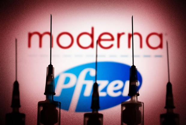 5718_moderna-pfizer.jpg